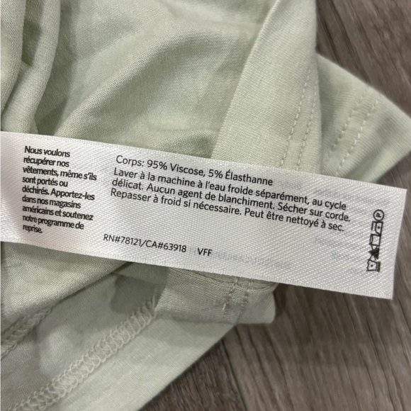 EILEEN FISHER Size Medium Crew Neck Tank Top Viscose Green Lightweight Women - Picture 8 of 9